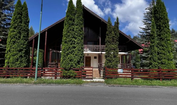 Vila de vanzare in Poiana Brasov Image